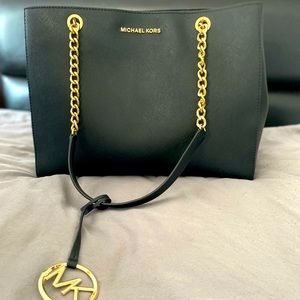 Large Michael Kors tote purse